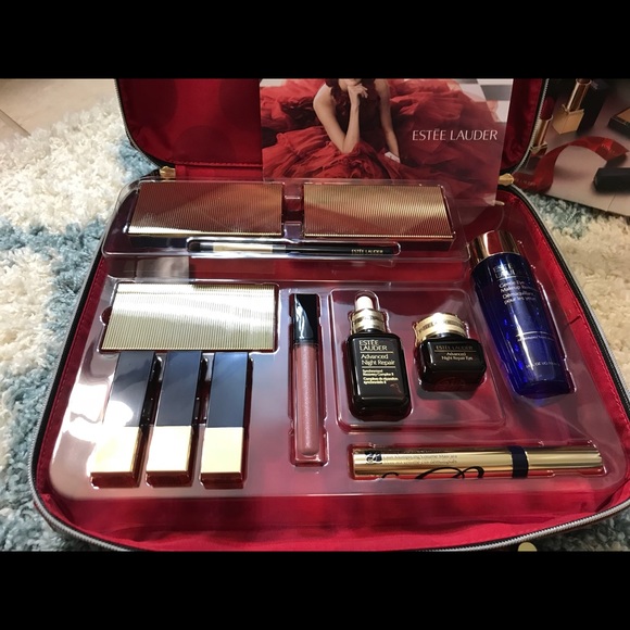 SOLD Estée Lauder Beauty and make up set - Picture 5 of 6